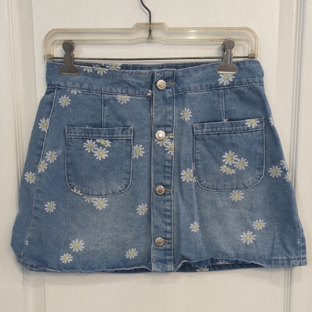 Daisy Mini Skirt